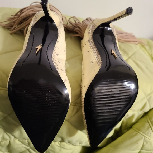 Lust For Life Fringed Snake Heels Stiletto, 6.5 - Picture 7 of 9